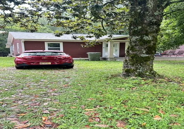 Homes for sale in Lawrenceburg, TN | 617 Fall River Rd, Lawrenceburg, TN 38464 | MLS# 3242922