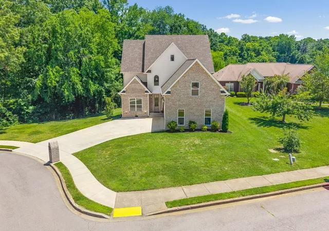 3rd image of 2606 Steeplechase Ct, Clarksville, TN 37043 | MLS# 3243027
