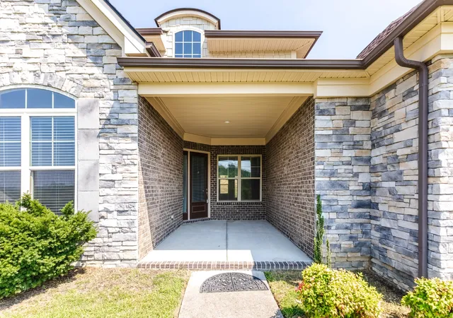 Photo 3 of Single family home for sale at 732 Green Hl Blvd, Brentwood, TN 37027 | MLS# 3306571 | Listing updated on 2026-08-24