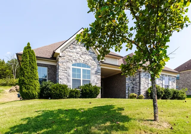Photo 2 of Single family home for sale at 732 Green Hl Blvd, Brentwood, TN 37027 | MLS# 3306571 | Listing updated on 2026-08-24