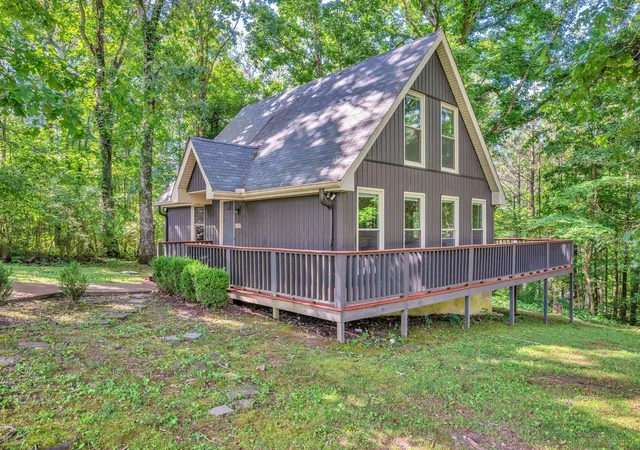 Homes for sale in Burns, TN | 1144 Chestnut Dr, Burns, TN 37029 | MLS# 3247016