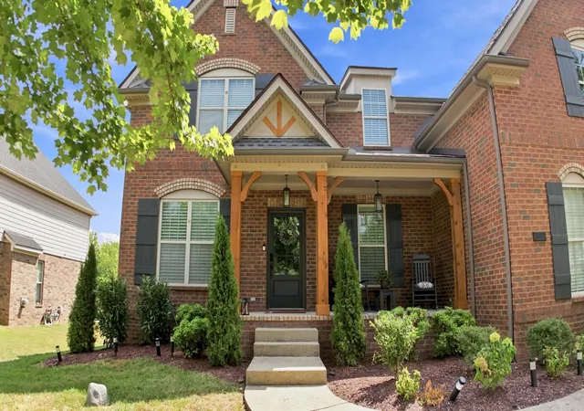 Photo 3 of Sale Pending at 2313 Carouth Ct, Nolensville, TN 37135 | MLS# 3245466 | Listing updated on 2026-10-04