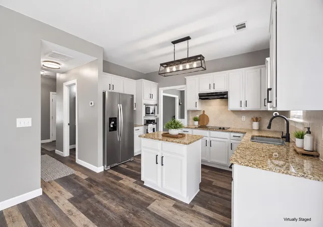 Photo 3 of Single family home for sale at 7476 Riverland Dr, Nashville, TN 37221 | MLS# 3243668 | Listing updated on 2026-09-05