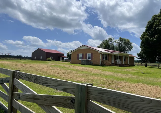 2nd image of 27 Short Rd, Lawrenceburg, TN 38464 | MLS# 3243467