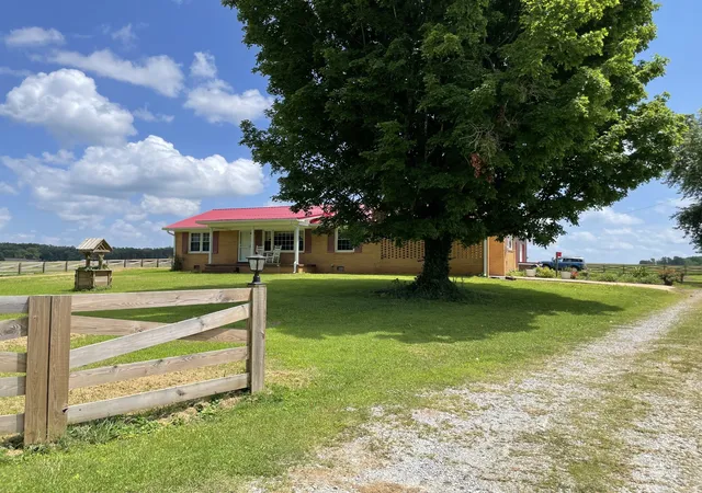 5th image of 27 Short Rd, Lawrenceburg, TN 38464 | MLS# 3243467