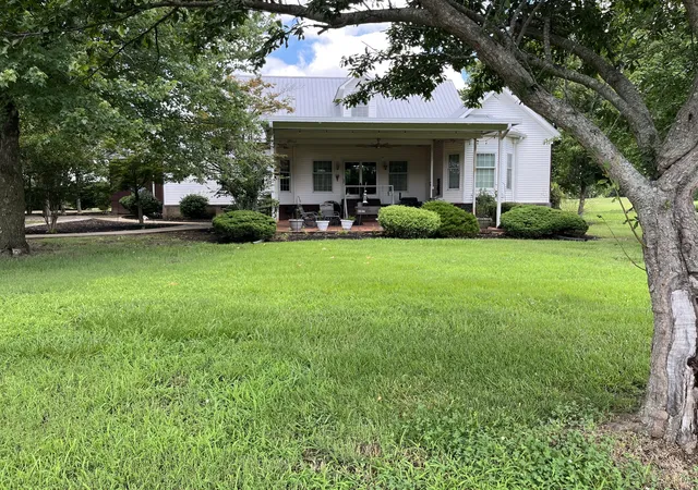 Homes for sale in Hornbeak, TN | 3501 W Hwy 21, Hornbeak, TN 38232 | MLS# 3247601
