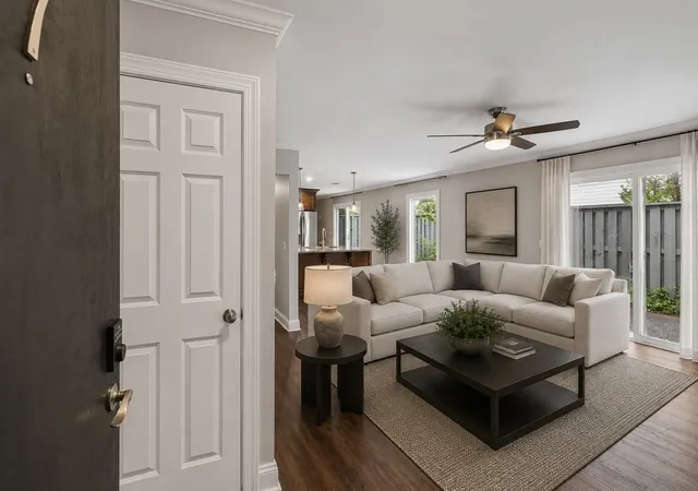 Homes for sale in Nashville, TN | 1900 Richard Jones Rd #V7, Nashville, TN 37215 | MLS# 3251801