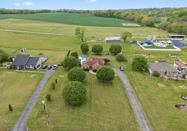 3rd image of 2075 Nikki Dr, Springfield, TN 37172 | MLS# 3243610