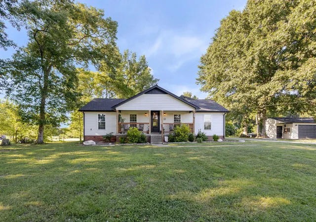 2nd image of 1510 Wade Brown Rd, Lewisburg, TN 37091 | MLS# 3244057
