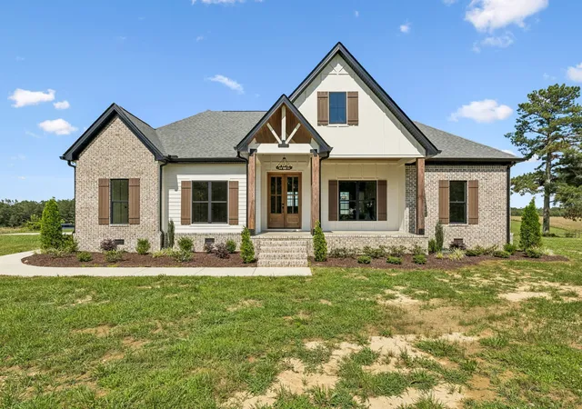 Homes for sale in Summertown, TN | 136 Summer Lake Dr, Summertown, TN 38483 | MLS# 3244113