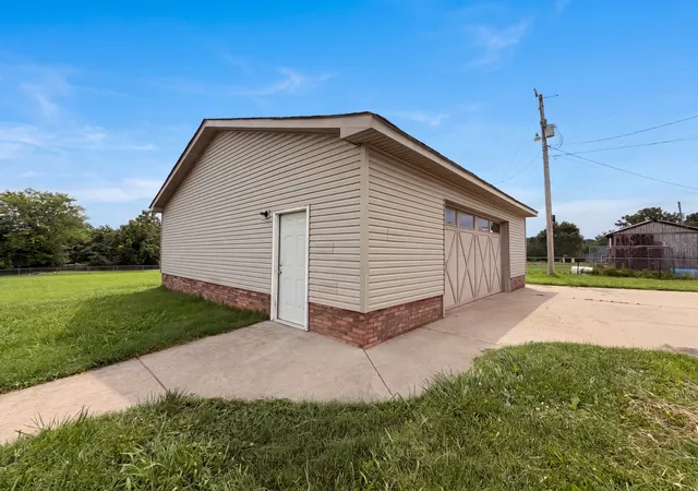 Homes for sale in Cedar Hill, TN | 4523 Atkins Rd, Cedar Hill, TN 37032 | MLS# 3243268