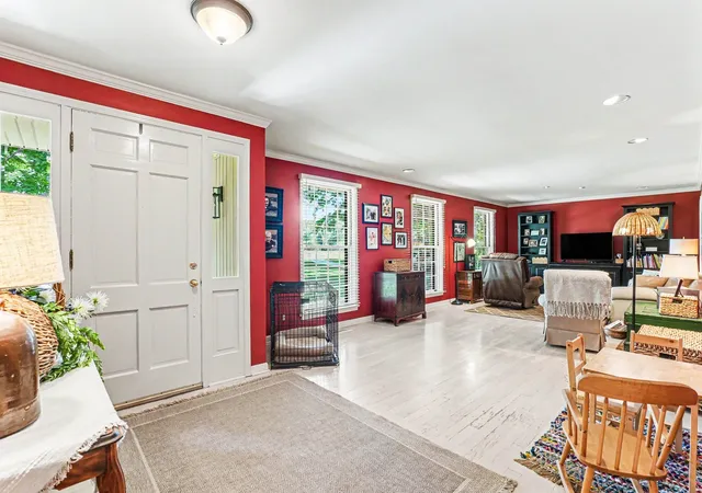 Photo 3 of Single family home for sale at 1296 Lawrence Ln, Springfield, TN 37172 | MLS# 3243048 | Listing updated on 2026-08-25