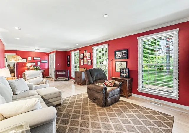 Photo 4 of Single family home for sale at 1296 Lawrence Ln, Springfield, TN 37172 | MLS# 3243048 | Listing updated on 2026-08-25
