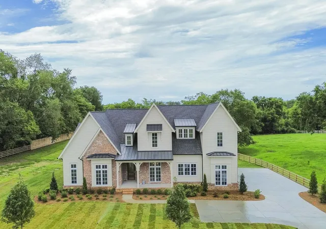 Photo 3 of Single family home for sale at 3107 Old Murfreesboro Rd, College Grove, TN 37046 | MLS# 3247895 | Listing updated on 2026-08-20