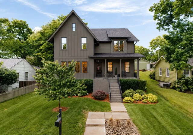 1st image of 122 38th Ave N, Nashville, TN 37209 | MLS# 3245650