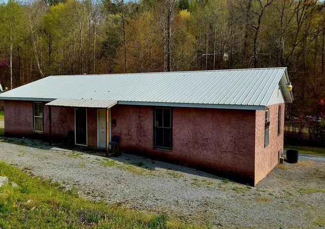 Homes for sale in Athens, TN | 1031 County Road 110, Athens, TN 37303 | MLS# 3243042