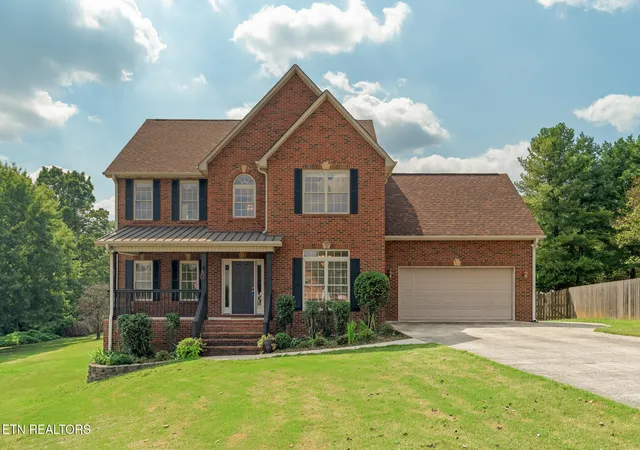 Photo 1 of Single family home for sale at 3560 Hirst Cir, Lenoir City, TN 37772 | MLS# 3245681 | Listing updated on 2026-09-21