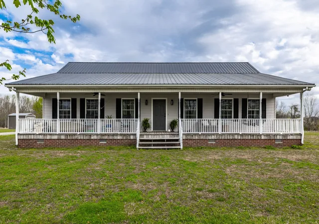 Homes for sale in Bethpage, TN | 144b Leo Carter Rd, Bethpage, TN 37022 | MLS# 3243320