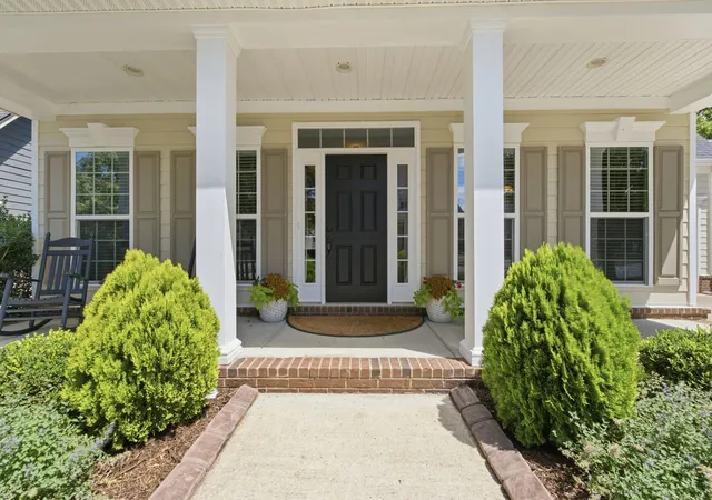 Photo 1 of Single family home for sale at 1017 Linden Isle Dr, Franklin, TN 37064 | MLS# 3243502 | Listing updated on 2026-09-28
