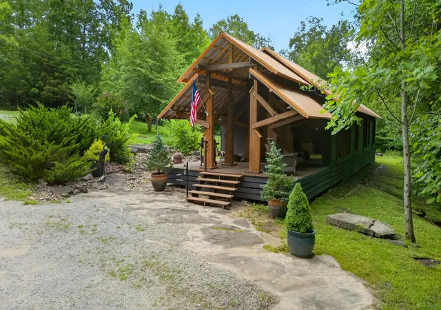 Homes for sale in Monteagle, TN | 337 Monteagle Falls Rd, Monteagle, TN 37356 | MLS# 3245605