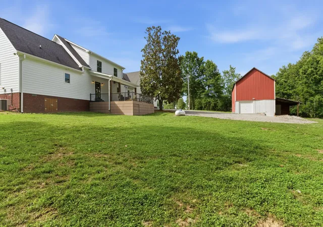 Homes for sale in Greenbrier, TN | 4747 Edgar Dillard Rd, Greenbrier, TN 37073 | MLS# 3244931