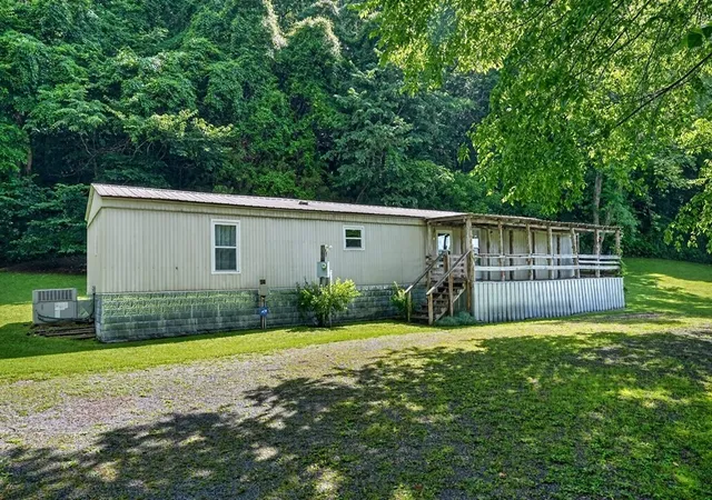 Homes for sale in Celina, TN | 278 Aaron Pennington Ln, Celina, TN 38551 | MLS# 3243148