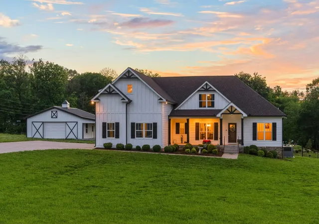 2nd image of 3378 New Hall Rd, Greenbrier, TN 37073 | MLS# 3277231
