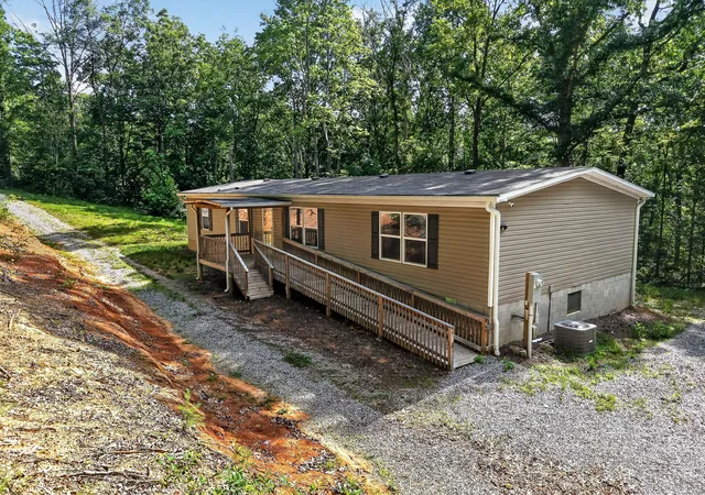 Homes for sale in Spencer, TN | 67 Medical Cir, Spencer, TN 38585 | MLS# 3243156