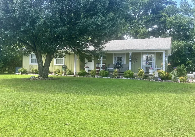 Homes for sale in Lawrenceburg, TN | 132 Jackson St, Lawrenceburg, TN 38464 | MLS# 3243150