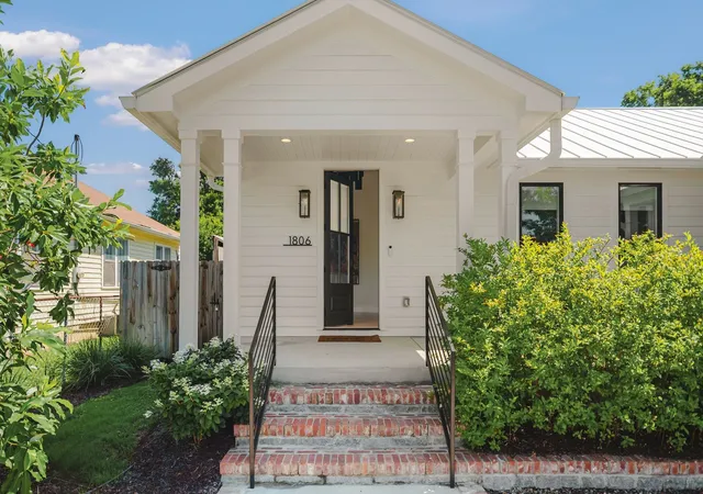 Photo 3 of Single family home for sale at 1806 5th Avenue N, Nashville, TN 37208 | MLS# 3243772 | Listing updated on 2026-08-15