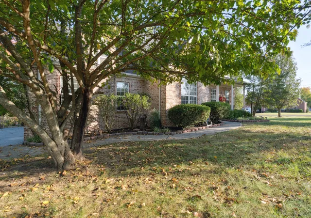 Photo 2 of Sale Pending at 8018 Burntwood Dr, La Vergne, TN 37086 | MLS# 3245676 | Listing updated on 2026-08-17