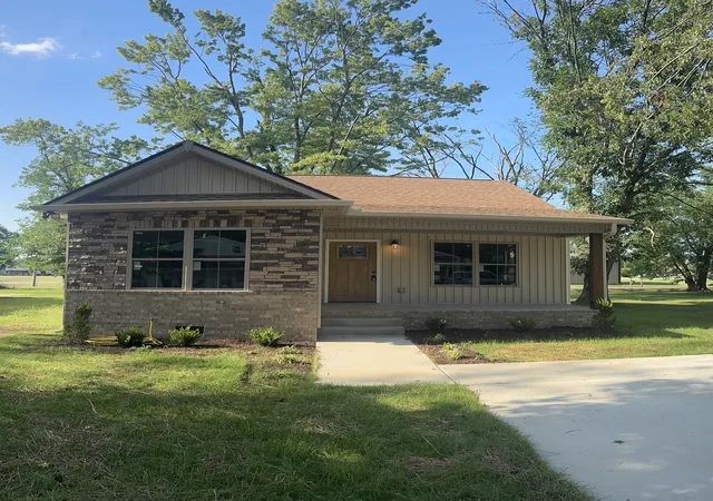 Photo 1 of Single family home for sale at 207 Strawberry St, Portland, TN 37148 | MLS# 3243924 | Listing updated on 2026-09-19