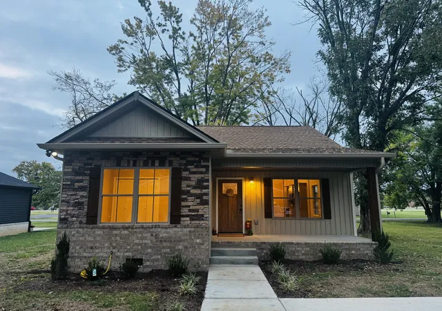 Photo 1 of Single family home for sale at 207 Strawberry St, Portland, TN 37148 | MLS# 3243924 | Listing updated on 2026-10-08