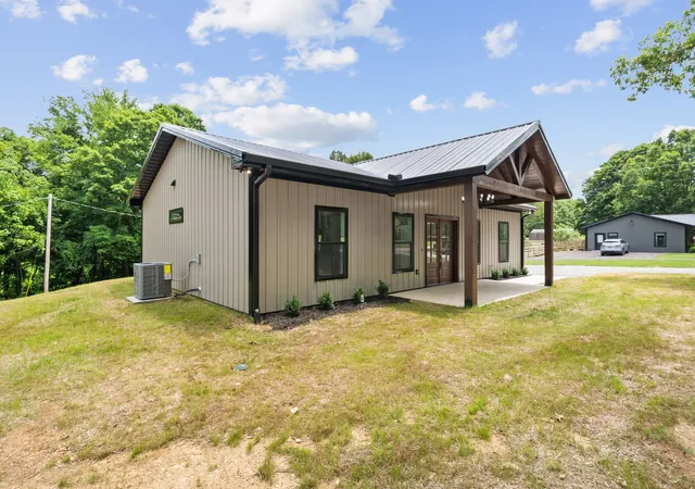 Homes for sale in Goodspring, TN | 701 Oak Grove Rd, Goodspring, TN 38460 | MLS# 3244460