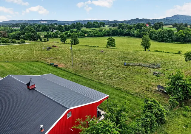 2nd image of 200 Max Ln, Rickman, TN 38580 | MLS# 3243279