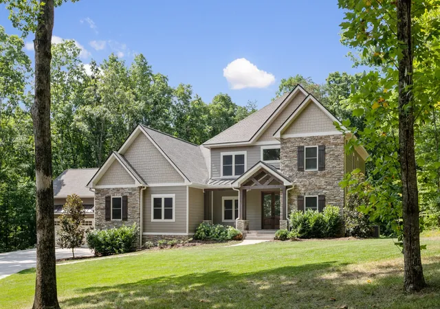 Homes for sale in Kingston Springs, TN | 1014 Vintage Pl, Kingston Springs, TN 37082 | MLS# 3254887