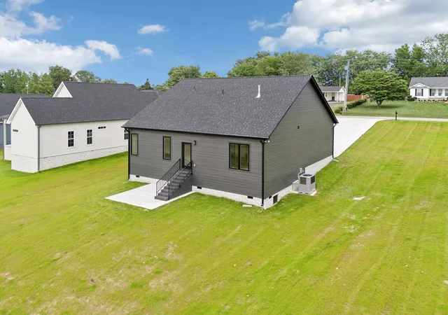 Homes for sale in Smithville, TN | 811 Oconnor St, Smithville, TN 37166 | MLS# 3248032
