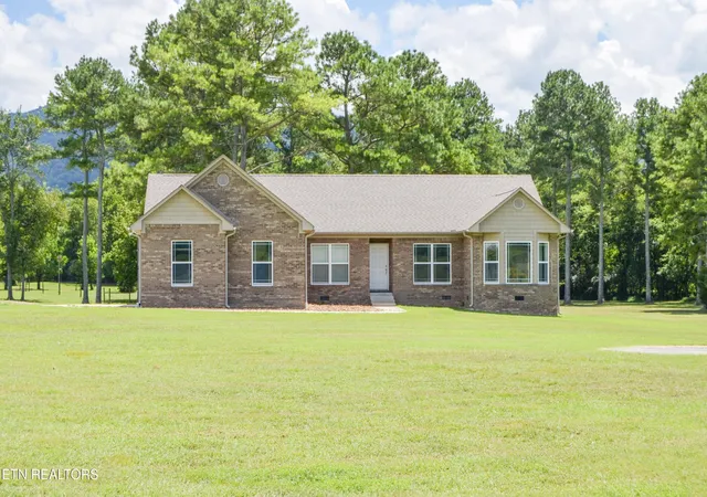Homes for sale in Pikeville, TN | 241 Terry Rd, Pikeville, TN 37367 | MLS# 3243395