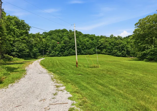 Homes for sale in Byrdstown, TN | 1639 Eucalyptus Dr, Byrdstown, TN 38549 | MLS# 3243424