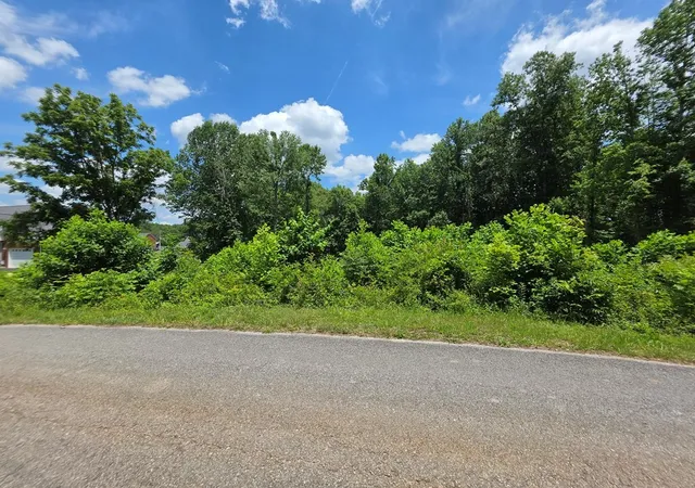 Photo 3 of Land for sale at 1140 Heathwood W Dr, Cookeville, TN 38506 | MLS# 3243418 | Listing updated on 2026-09-21