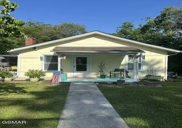 1st image of 940 E Moody Avenue, Knoxville, TN 37920 | MLS# 3304481