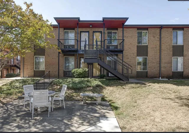 Photo 1 of Condo for sale at 3600 Hillsboro Pike #D16, Nashville, TN 37215 | MLS# 3243707 | Listing updated on 2026-08-20