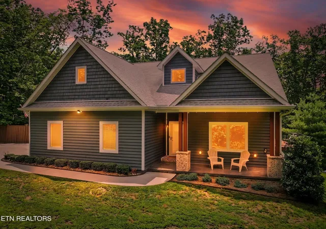 Single family home for sale at 9133 Lynnwood Ln, Rockford, TN 37853 | MLS# 3604113