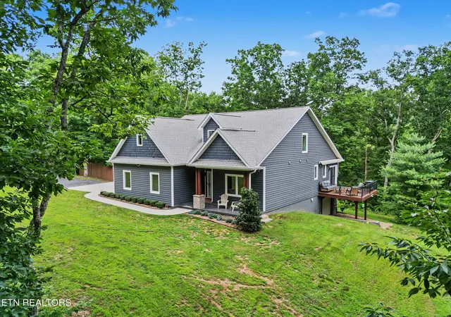 Photo 3 of Single family home for sale at 9133 Lynnwood Ln, Rockford, TN 37853 | MLS# 3604113 | Listing updated on 2026-10-01