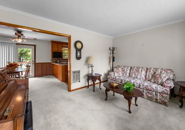 Photo 2 of Single family home for sale at 102 Robinhood Cir, Hendersonville, TN 37075 | MLS# 3243496 | Listing updated on 2026-09-23
