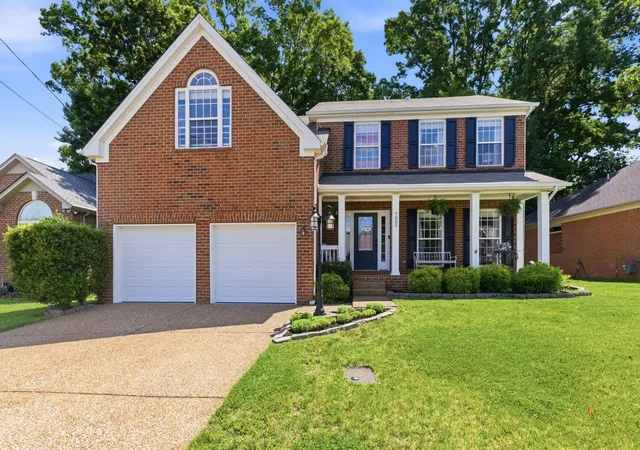 Homes for sale in Antioch, TN | 7005 Calderwood Dr, Antioch, TN 37013 | MLS# 3243506