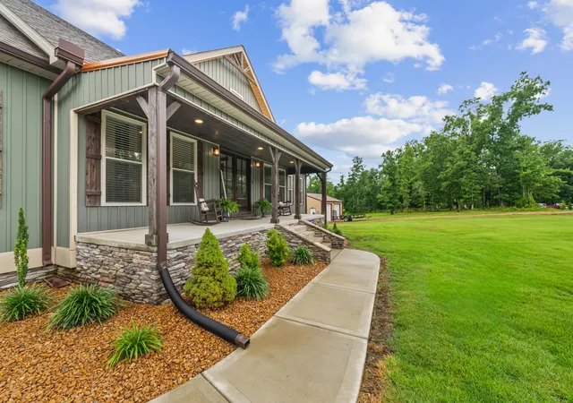 2nd image of 217 Rockhouse Rd, Hohenwald, TN 38462 | MLS# 3244618