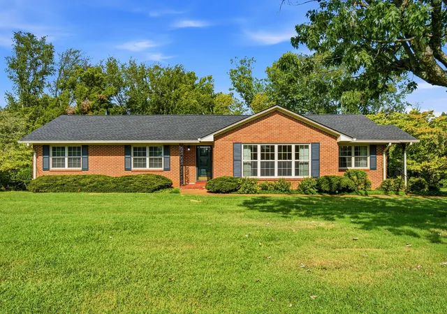 1st image of 500 N Russell St N, Portland, TN 37148 | MLS# 3243528