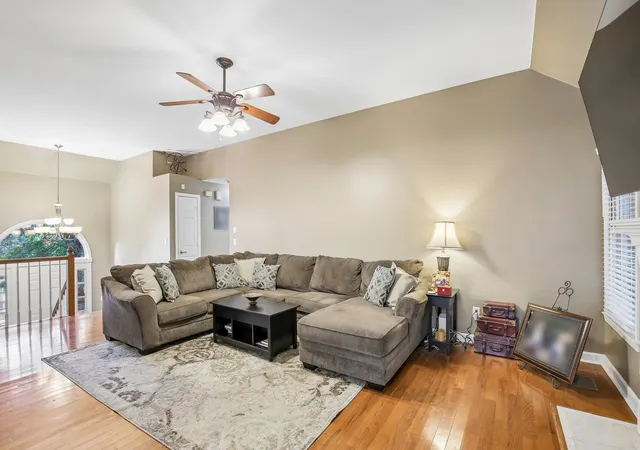 2nd image of 409 Sunset Ct, Hermitage, TN 37076 | MLS# 3243580