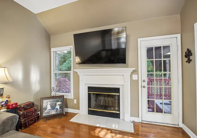Photo 3 of Single family home for sale at 409 Sunset Ct, Hermitage, TN 37076 | MLS# 3243580 | Listing updated on 2026-09-03